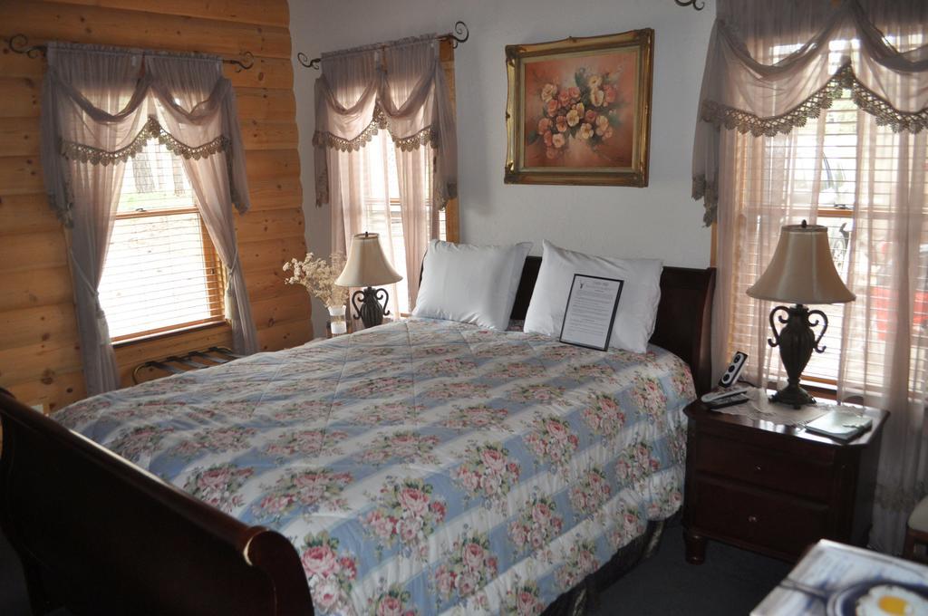 Elkwood Manor Bed & Breakfast 帕戈萨斯普林斯 外观 照片