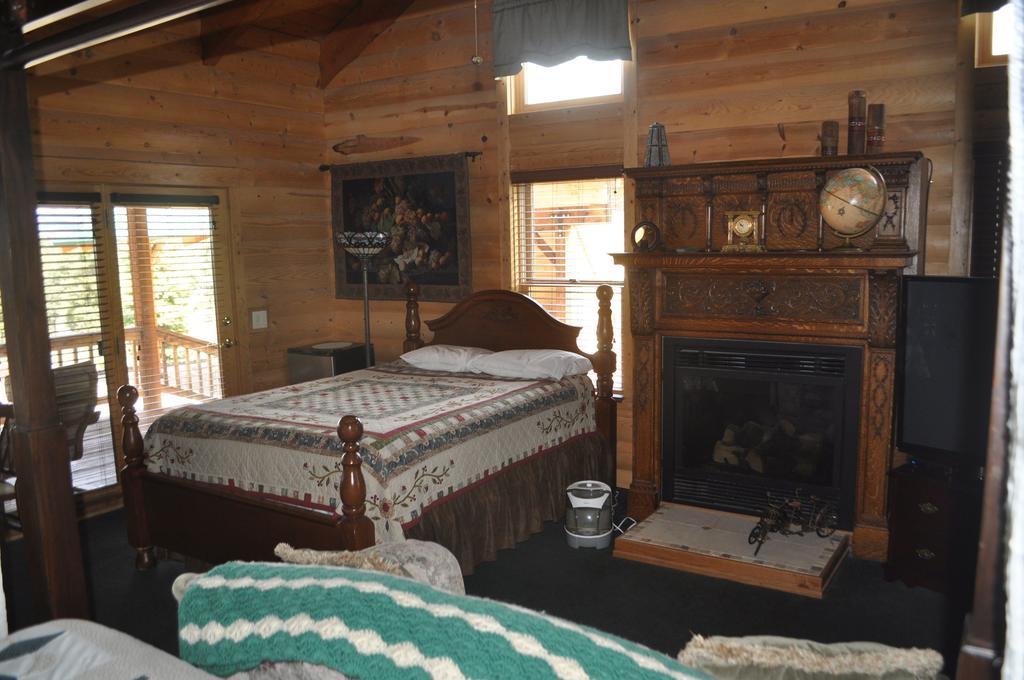 Elkwood Manor Bed & Breakfast 帕戈萨斯普林斯 外观 照片